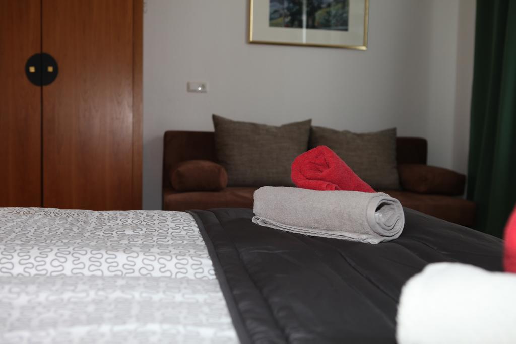 Hotel Alt-Ερφούρτη Δωμάτιο φωτογραφία